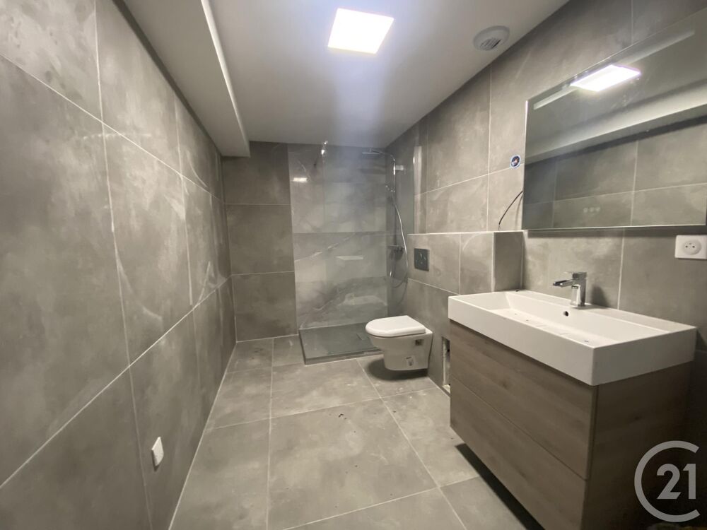 location Appartement - 2 pièce(s) - 61 m² Étupes (25460)