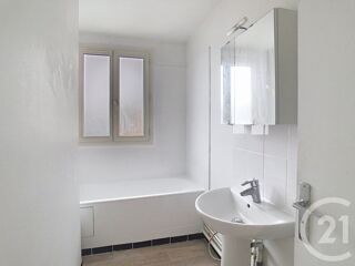  Appartement � louer 3 pi�ces 76 m�
