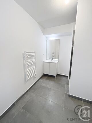  Appartement à louer 1 pièce 29 m²