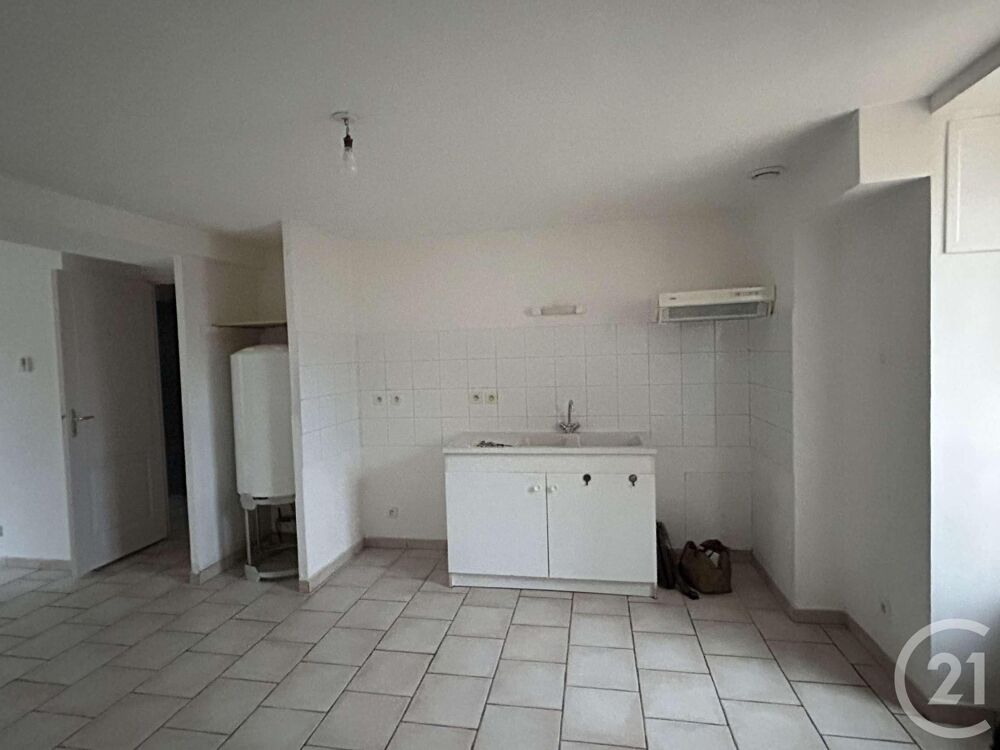 location Appartement - 3 pièce(s) - 69 m² Luthenay-Uxeloup (58240)