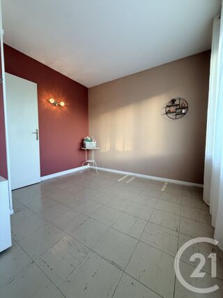 vente Appartement - 4 pièce(s) - 67 m² Saint-Quentin (02100)