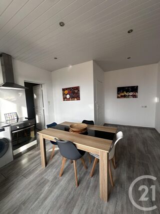  Appartement à louer 2 pièces 63 m²