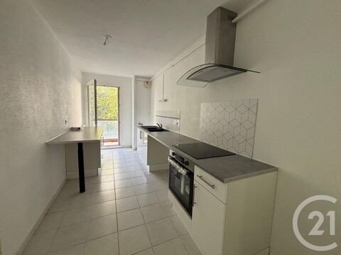   Location Appartement Appartement - 3 pi�ce(s) - 80 m�