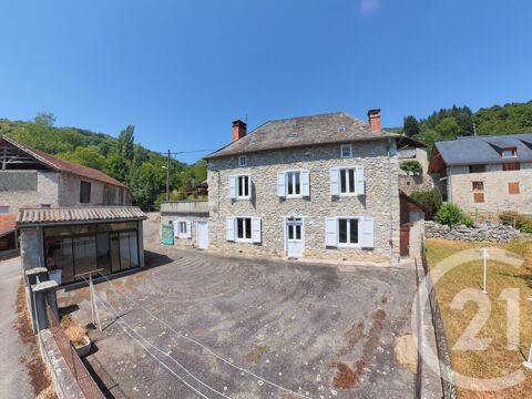   Vente Maison Maison - 5 pièce(s) - 311 m²