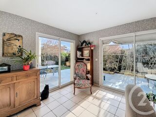  Maison  vendre 7 pices 241 m