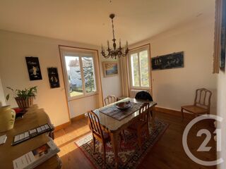  Maison � vendre 10 pi�ces 236 m�