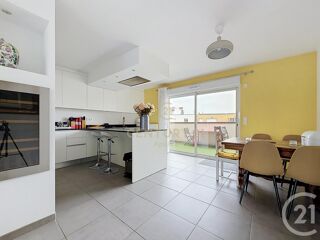  Appartement à vendre 4 pièces 97 m²