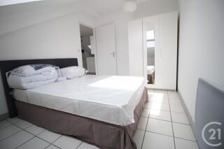  Appartement à louer 2 pièces 38 m²