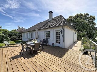  Maison à vendre 7 pièces 323 m²