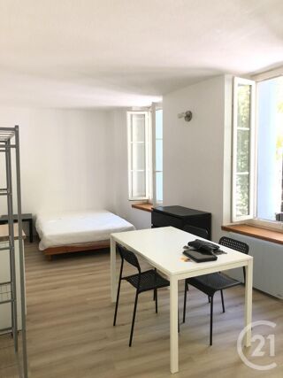  Appartement à louer 1 pièce 25 m²