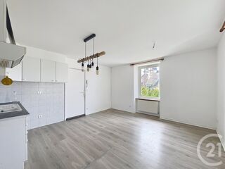  Appartement à louer 3 pièces 45 m²