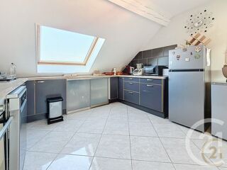  Appartement à louer 3 pièces 46 m²