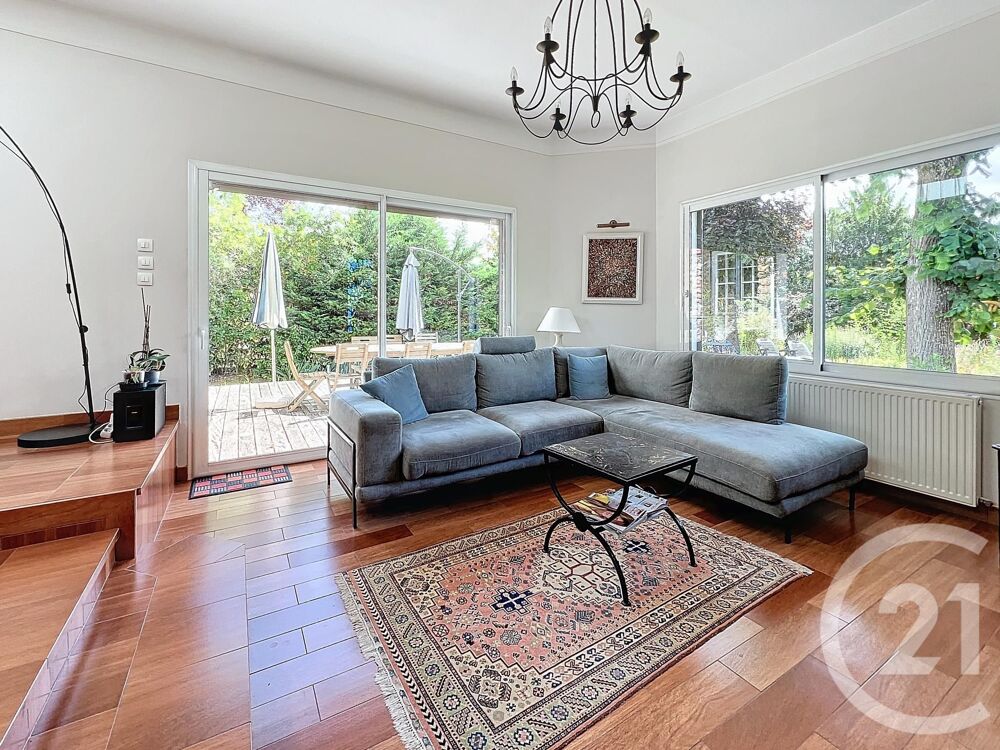 vente Maison - 7 pi�ce(s) - 165 m� Aubergenville (78410)