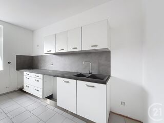  Appartement à louer 3 pièces 60 m²