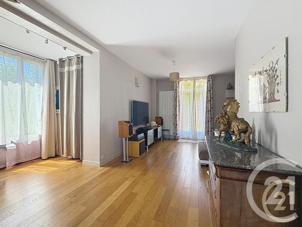 vente Maison - 5 pièce(s) - 179 m² Moret-sur-Loing (77250)