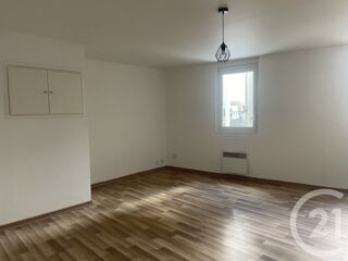  Appartement à louer 3 pièces 71 m²