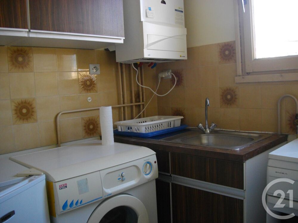 location Appartement - 2 pièce(s) - 23 m² Bagnols-sur-Cèze (30200)