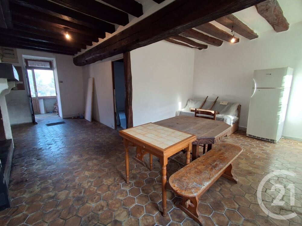 Nichée au c½ur d'un hameau d'ÉtaislaSauvin, cette maison....