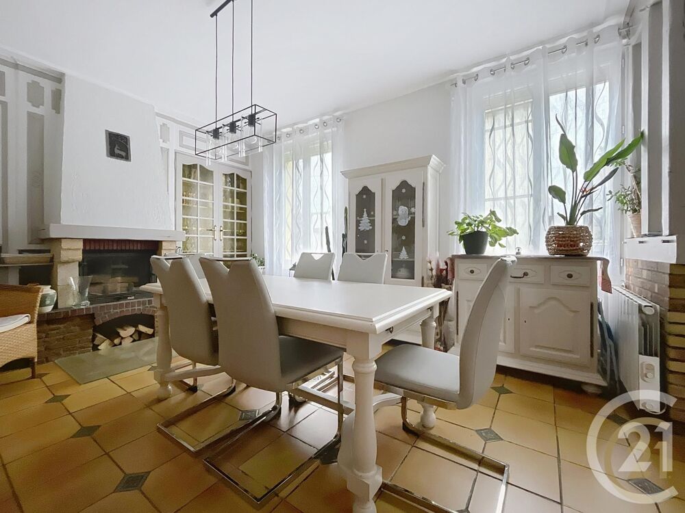 vente Maison - 8 pièce(s) - 163 m² Le Houlme (76770)