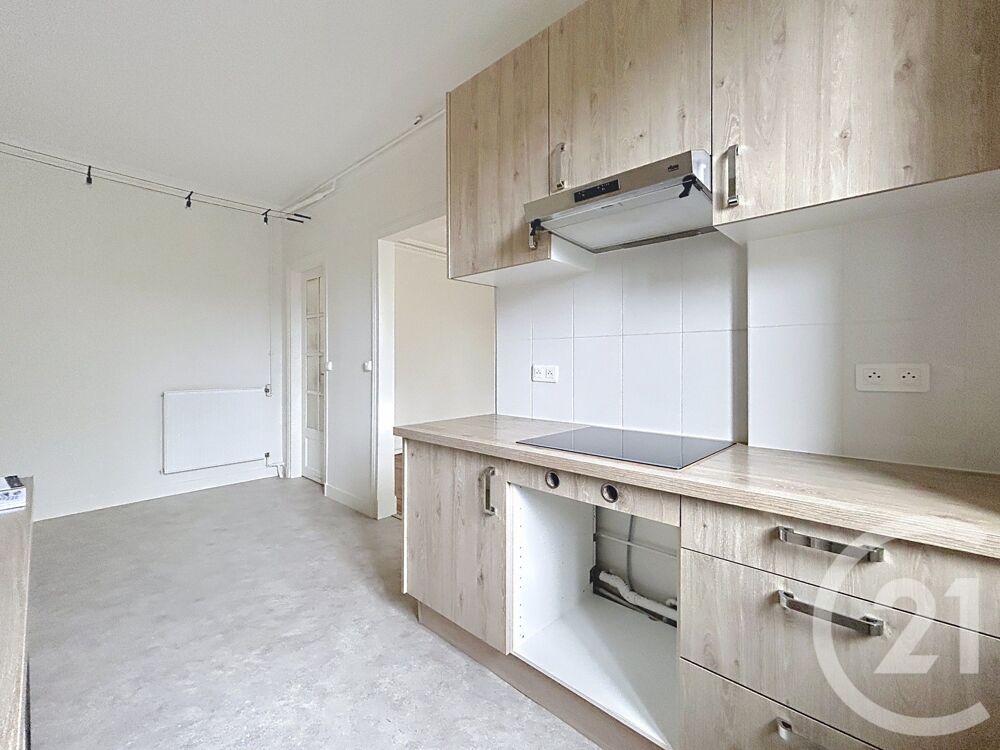location Appartement - 3 pièce(s) - 70 m² Fontainebleau (77300)