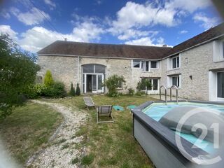  Maison à louer 5 pièces 207 m²