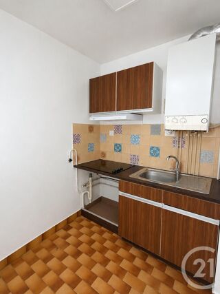  Appartement à louer 2 pièces 50 m²