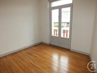 location Appartement - 3 pièce(s) - 73 m² Lannemezan (65300)