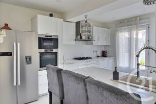  Maison à vendre 7 pièces 240 m²