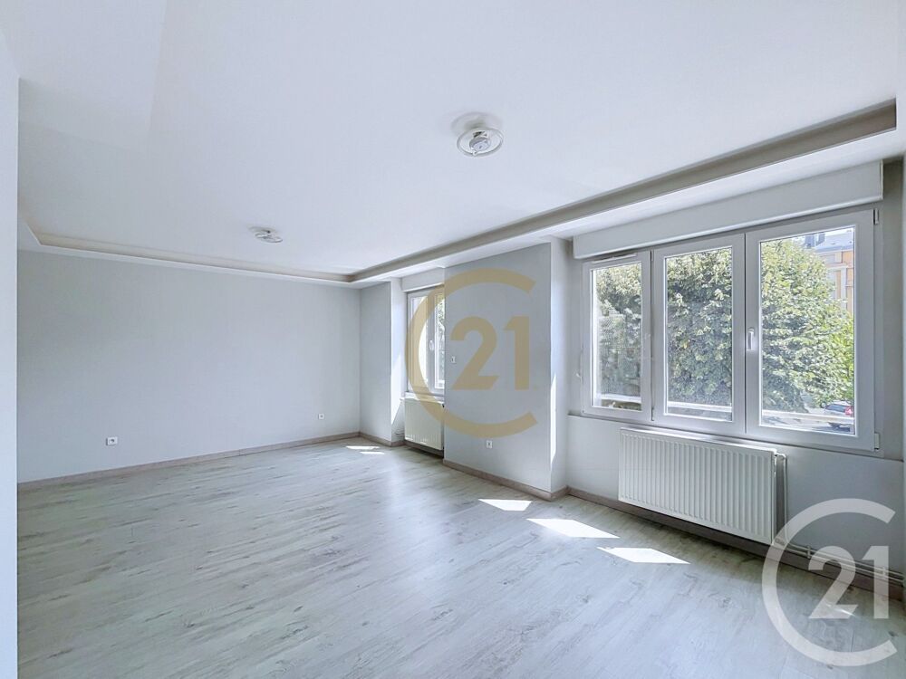 Situé au c½ur de Belfort, cet appartement de 70, entière....
