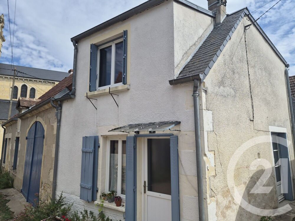 Maison de bourg de 45 mètres carrés ,rénovée avec balc....