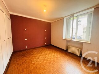  Appartement à louer 3 pièces 76 m²