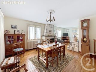  Maison � vendre 6 pi�ces 217 m�