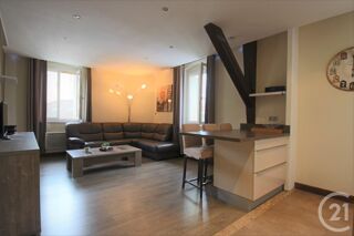 Appartement à louer 2 pièces 45 m²