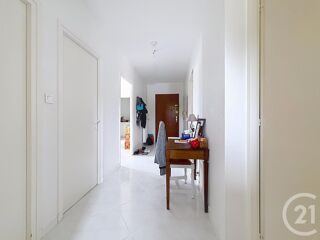  Appartement à louer 2 pièces 61 m²