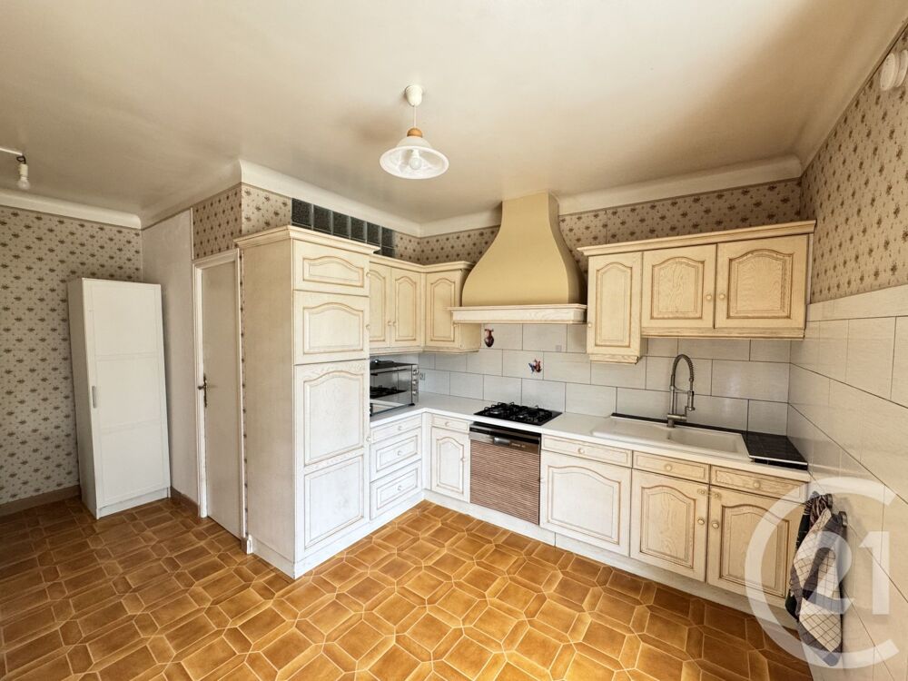 Située à LaroquedOlmes, cette maison de 147m², habitable....
