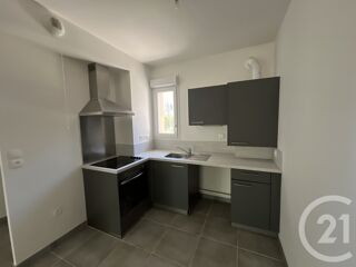  Maison à louer 4 pièces 83 m²