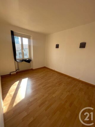  Maison à louer 4 pièces 76 m²
