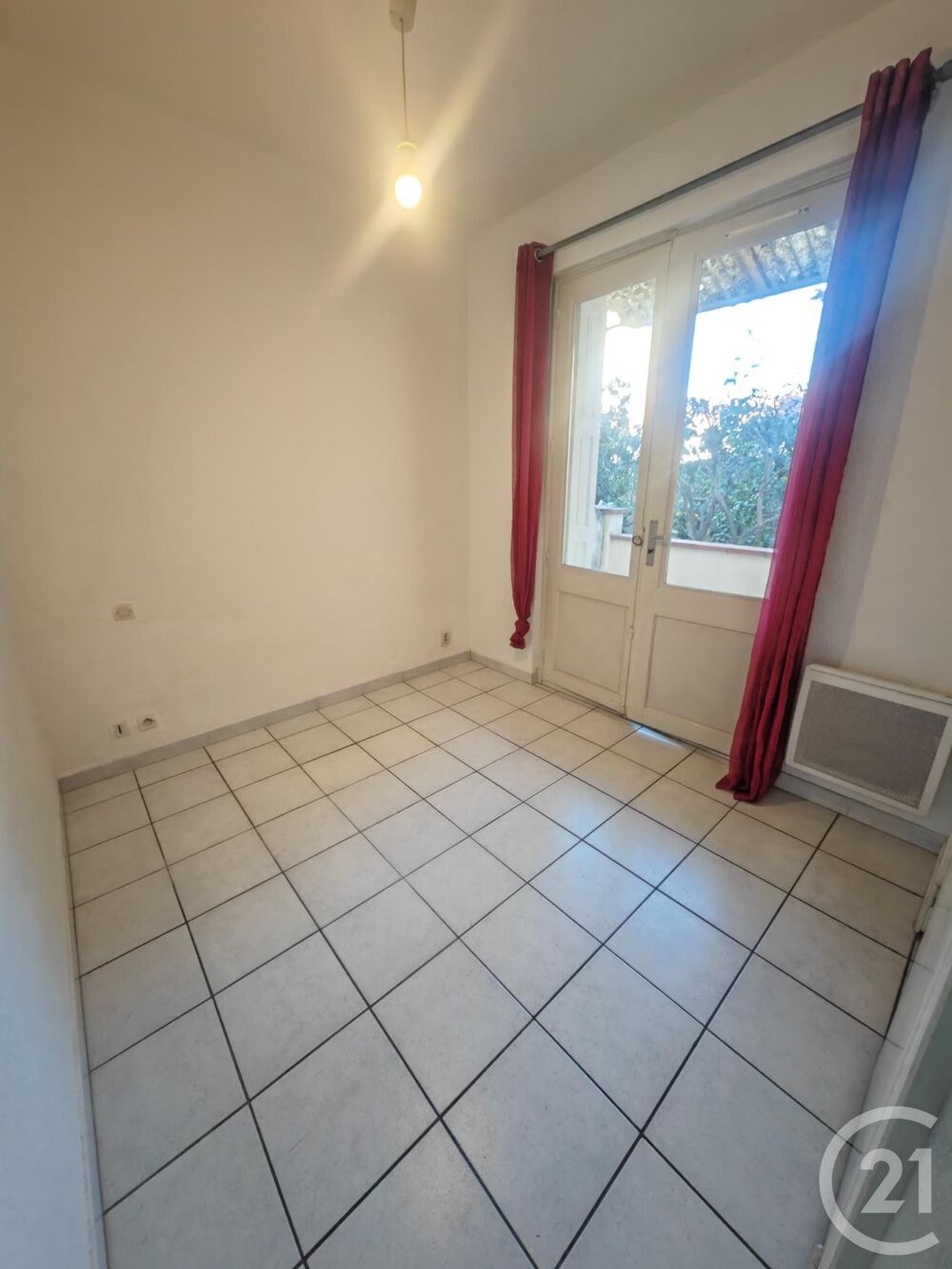 location Appartement - 2 pièce(s) - 27 m² Elne (66200)