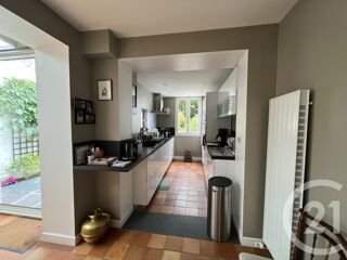 vente Maison - 8 pièce(s) - 170 m² Saint-Quentin (02100)