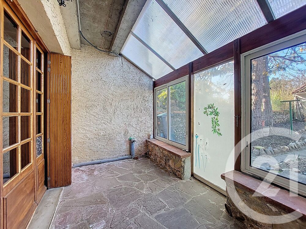 Venez découvrir cette maison T4 de 150m², avec dépendanc....