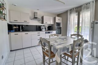  Maison à louer 5 pièces 106 m²