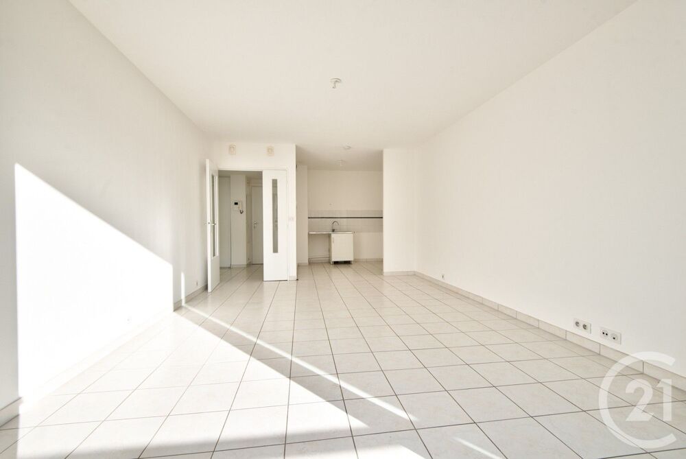 vente Appartement - 2 pièce(s) - 51 m² Antibes (06600)