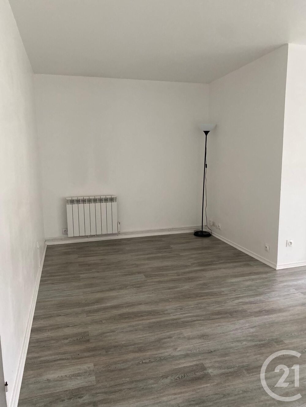 location Appartement - 2 pièce(s) - 48 m² Avon (77210)
