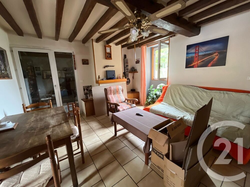Découvrez cette maison de village de 118 m², avec son ja....