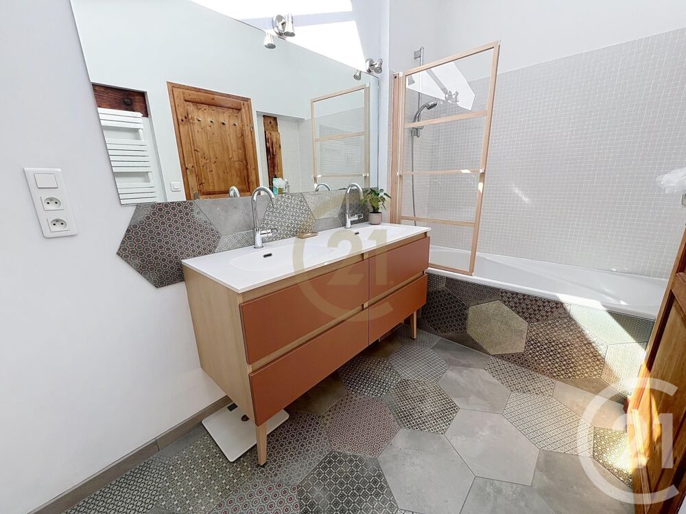 vente Appartement - 5 pièce(s) - 154 m² Belfort (90000)