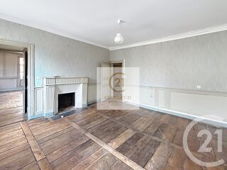  Appartement à vendre 5 pièces 143 m²