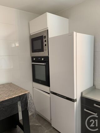  Appartement à louer 1 pièce 44 m²