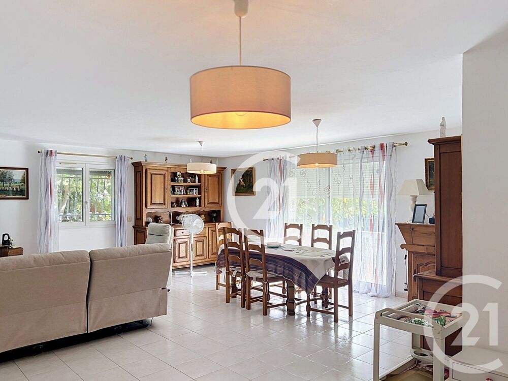 À vendre Elne (66200) Belle maison méditerranéenne 4 f....