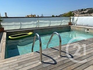  Appartement à louer 4 pièces 110 m²