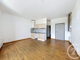  Appartement à louer 2 pièces 37 m²